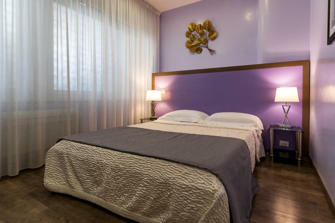 B&B Residenza Gregorio VII โรม ภายนอก รูปภาพ